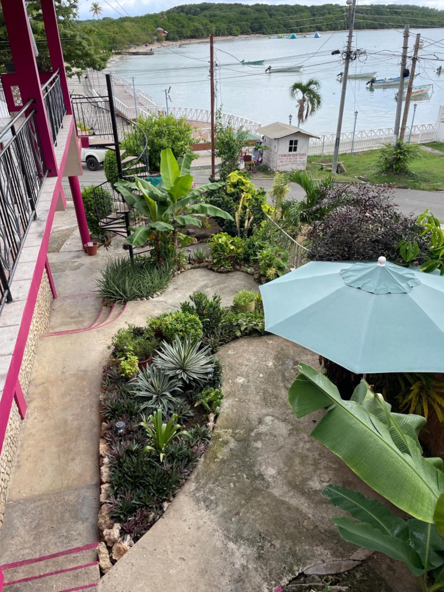 The Seaside Garden Guesthouse Buccoo Экстерьер фото